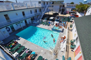 Отель Riviera Resort & Suites  Вилвуд